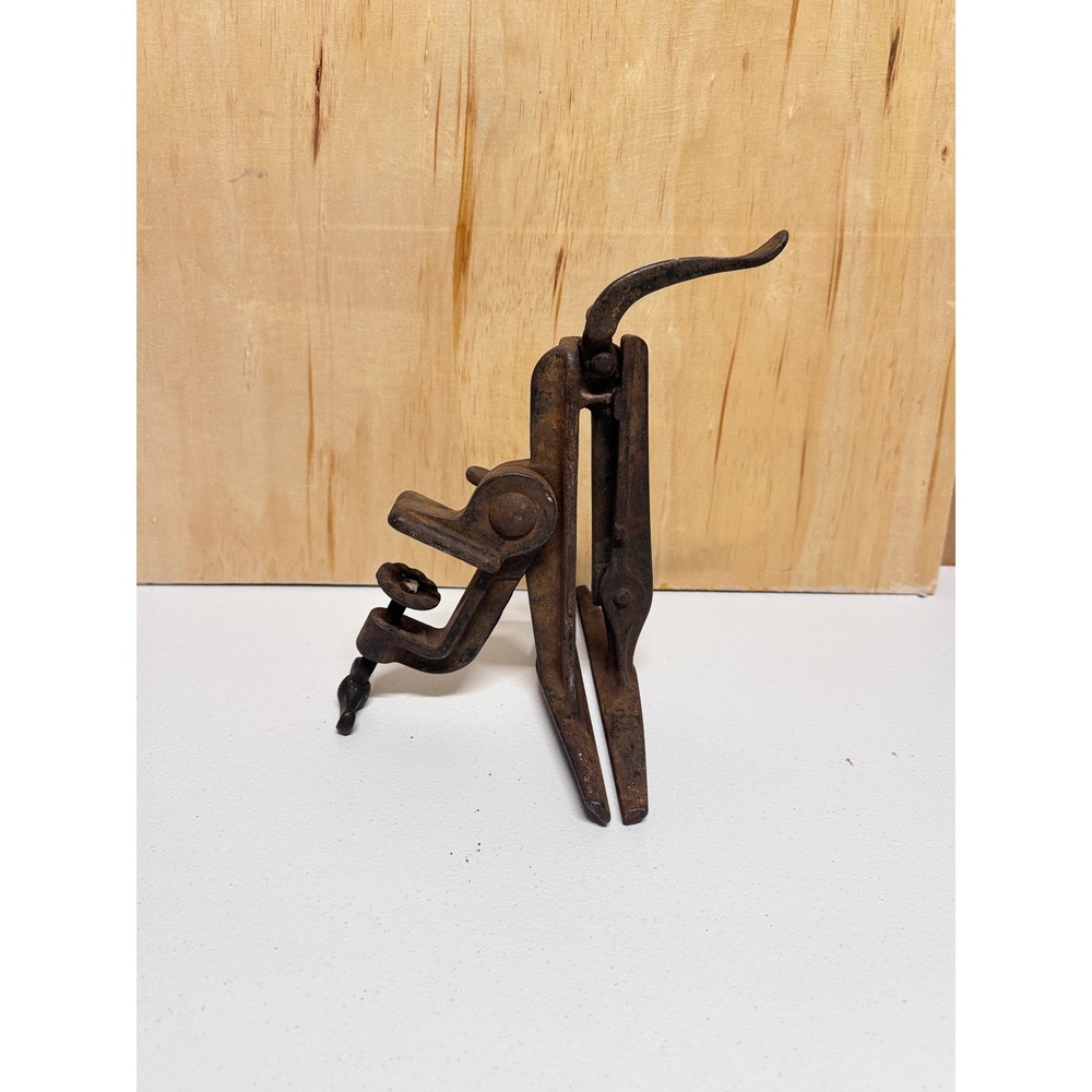 Vintage Cast Iron Saw Vise Tool Brown Antique #3 Cast Iron Made in USA Clamp On